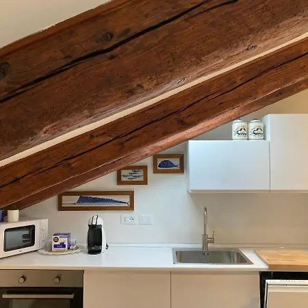 Daisy Apartment *