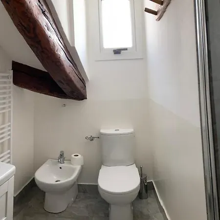 Daisy Apartment *